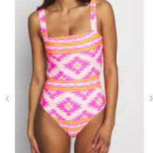 New Aerie cheeky one piece pink printed swimsuit size Large